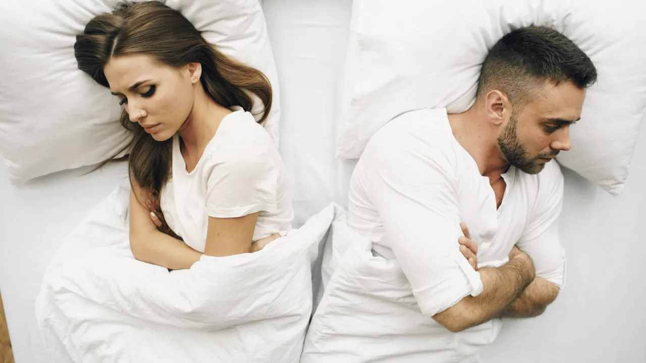 Soft abstract sleep and breathing visual for SnoringRisk.
